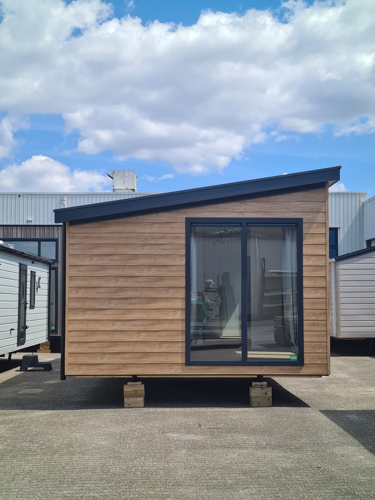 Carpen Containers Services Srls