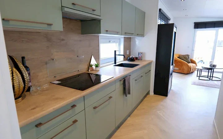  Carpen Containers Services Srls