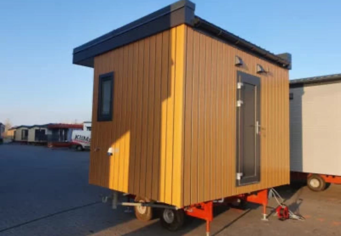  Carpen Containers Services Srls