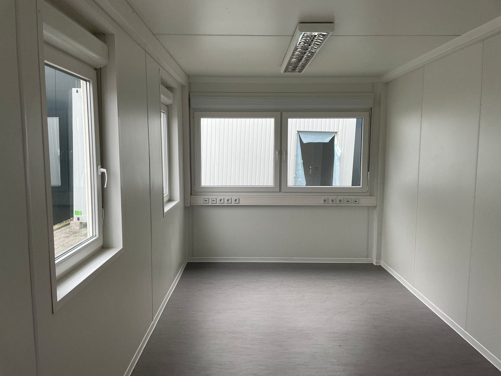  Carpen Containers Services Srls