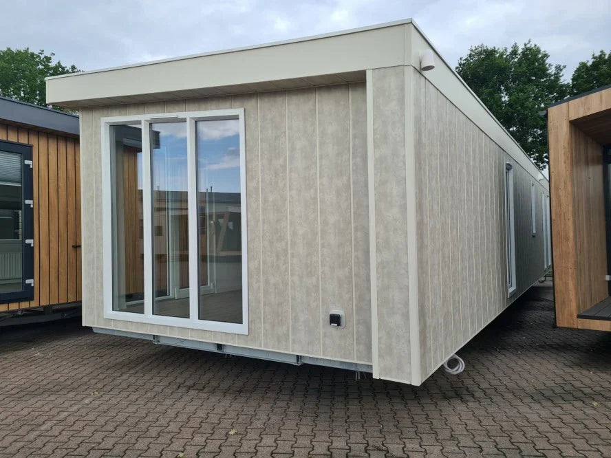  Carpen Containers Services Srls