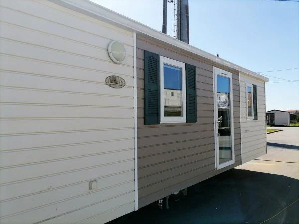  Carpen Containers Services Srls