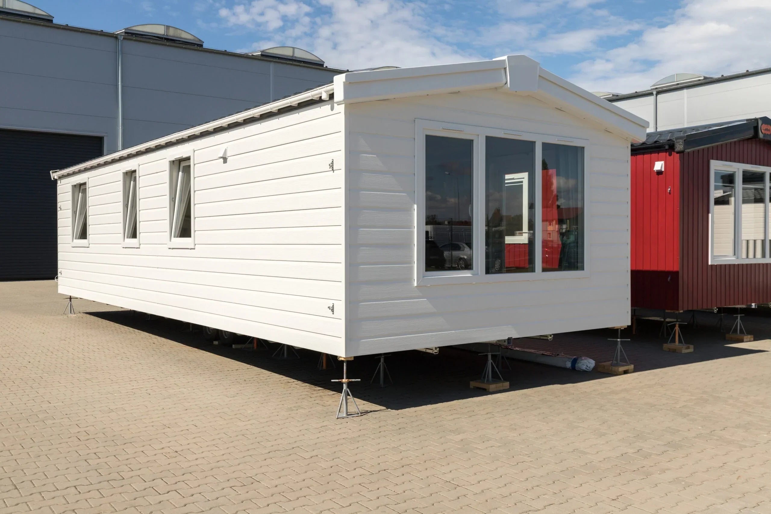  Carpen Containers Services Srls