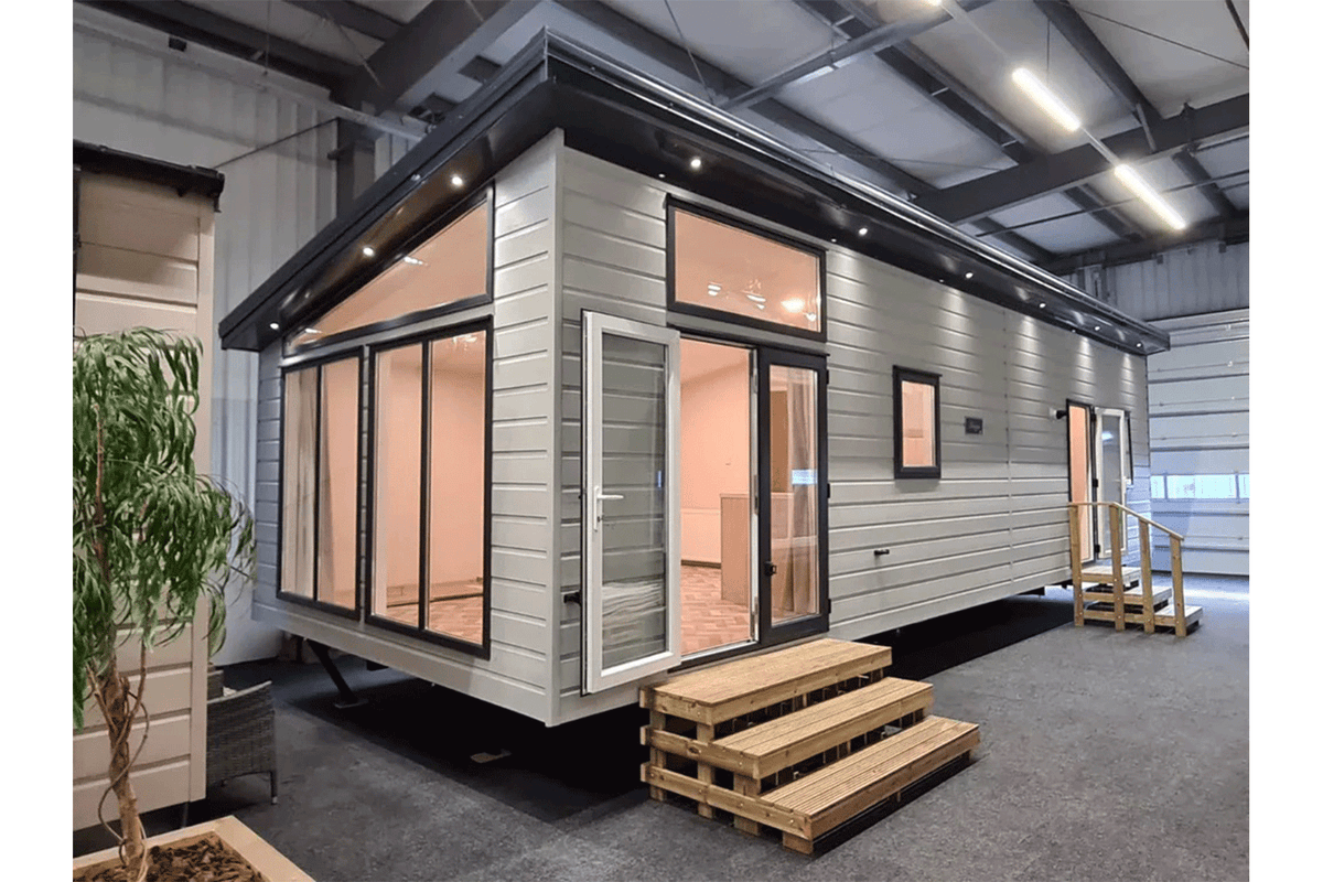  Carpen Containers Services Srls