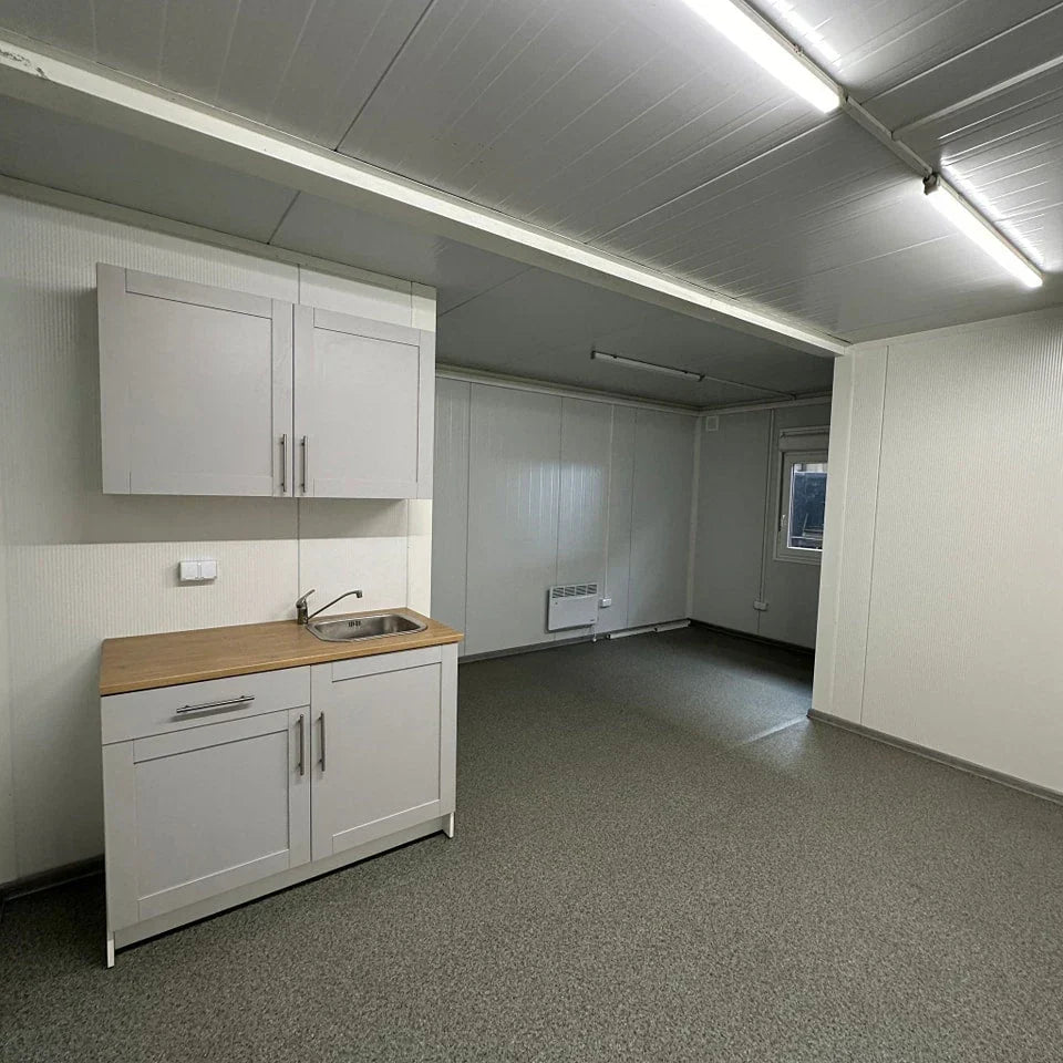  Carpen Containers Services Srls