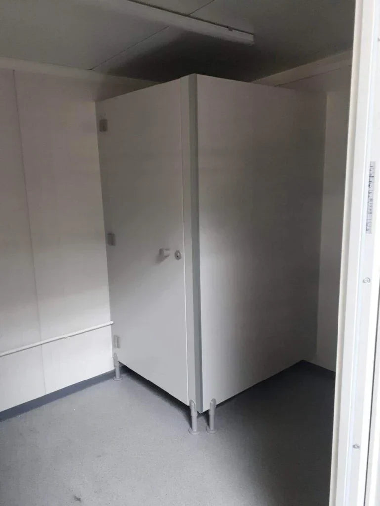  Carpen Containers Services Srls