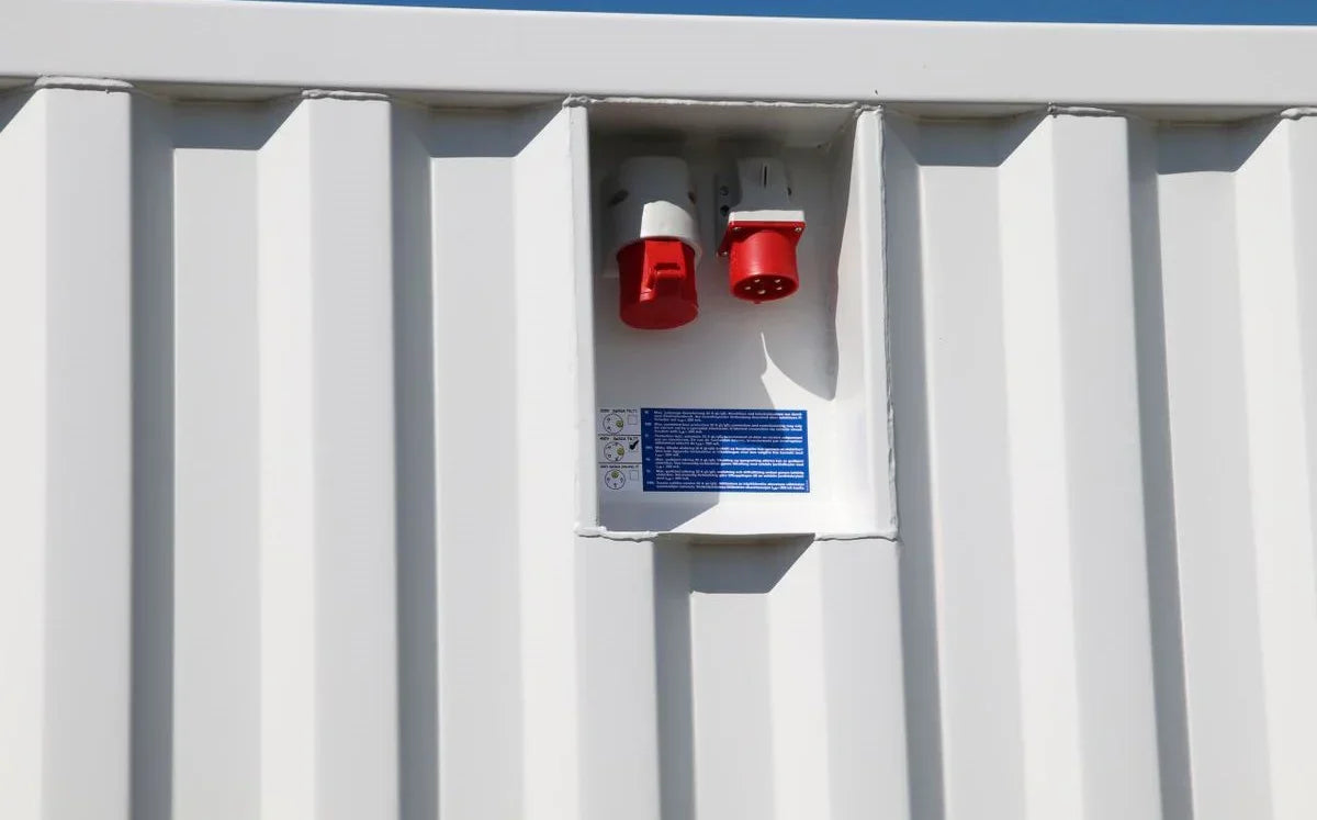  Carpen Containers Services Srls