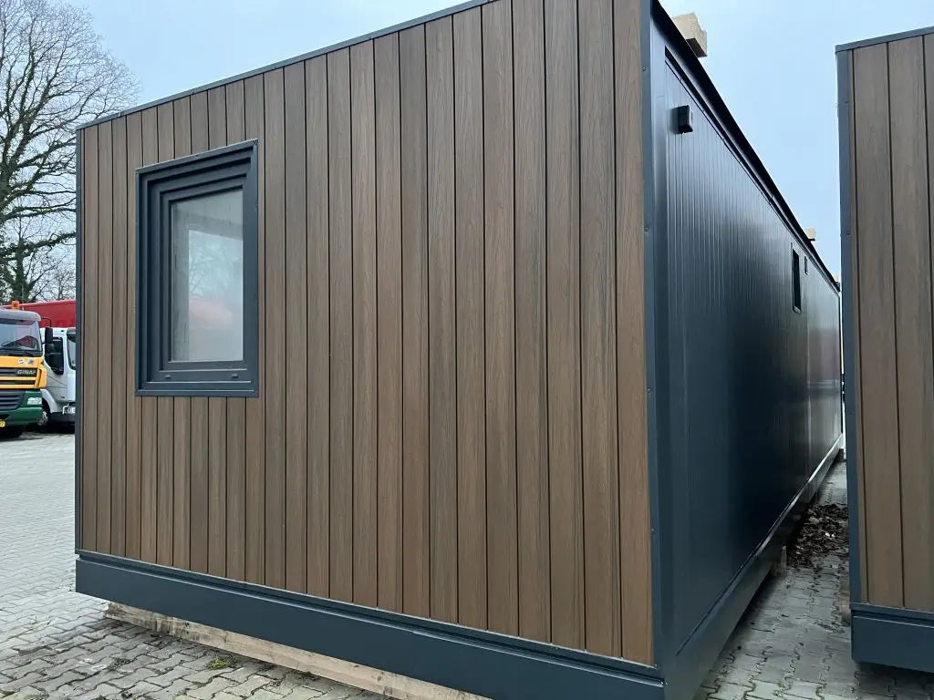  Carpen Containers Services Srls