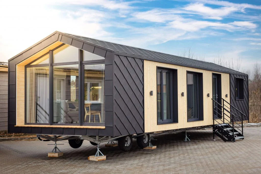  Carpen Containers Services Srls