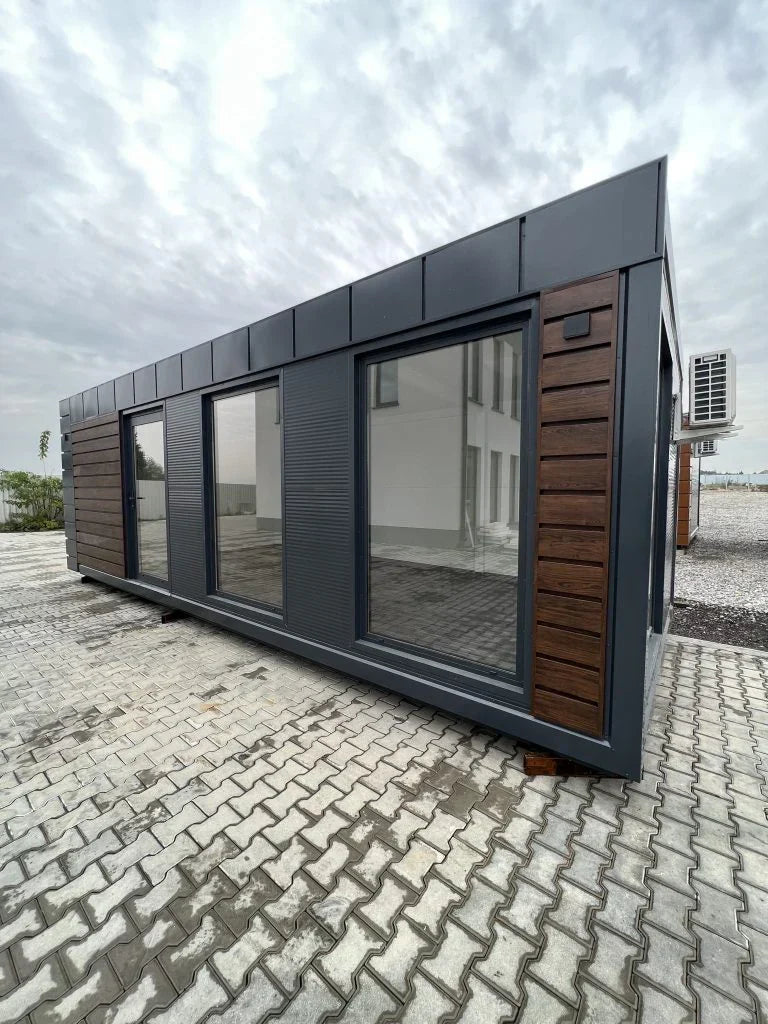  Carpen Containers Services Srls