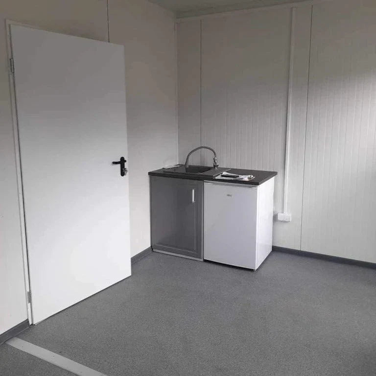  Carpen Containers Services Srls
