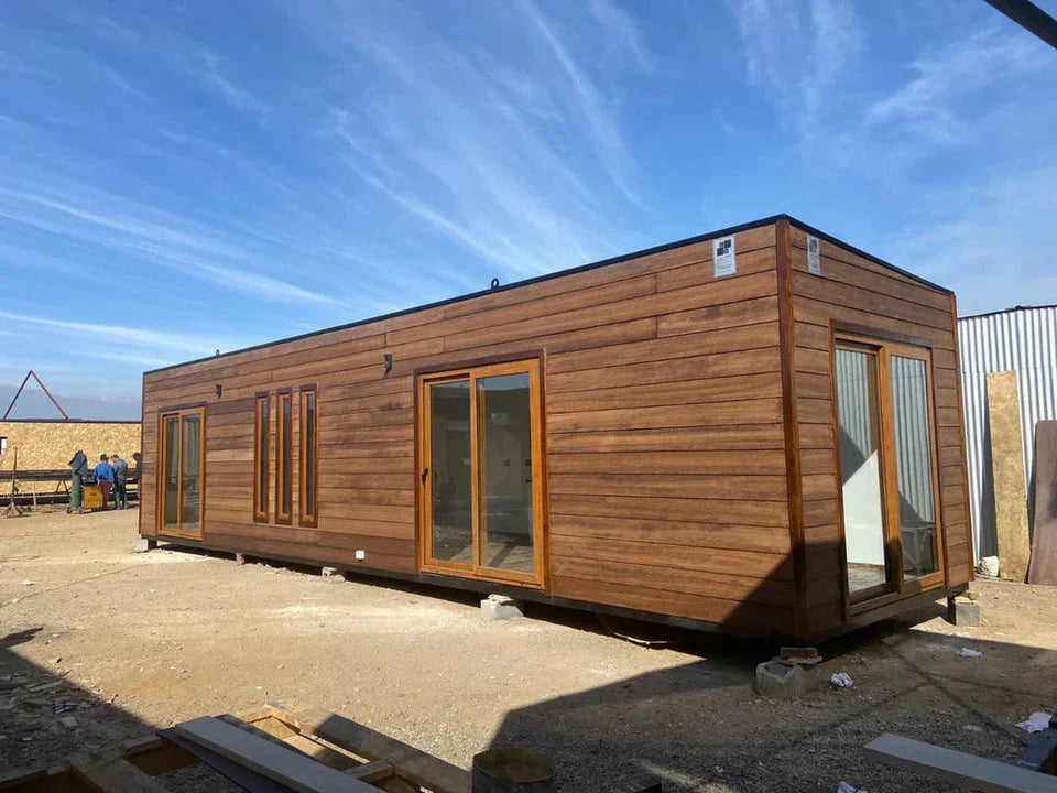  Carpen Containers Services Srls